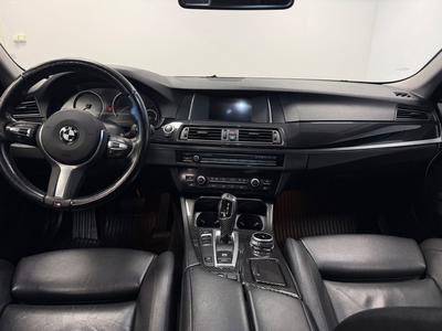 2014 BMW 520d LCI Sedan Steptronic · Läder · M-ratt · Dragkrok – bild 8