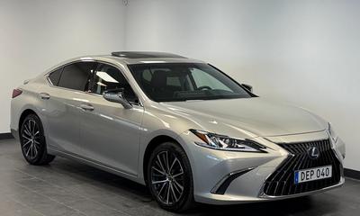 2022 Lexus ES 300h 2.5 E-CVT Limited Edt *Taklucka*Skinn*Navi*B-kam – Hybrid bensin, 218 hk