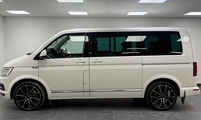 2017 Volkswagen Multivan 2.0 TDI 4M Highline 7-sits MOMS SE SPEC värm Dynaudio – bild 3