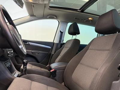 2012 Volkswagen Sharan 7-sits 2.0 TDI DPF 4M Masters*Pano*eldörrar*D-värm*Drag – bild 17