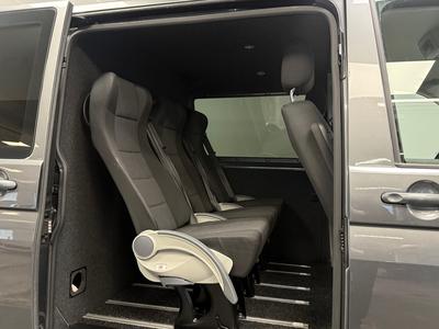 2021 Volkswagen Transporter Kombi 4M*Cockpit*Fullutr*LED*Inredning*SN-påbyggd* – bild 15