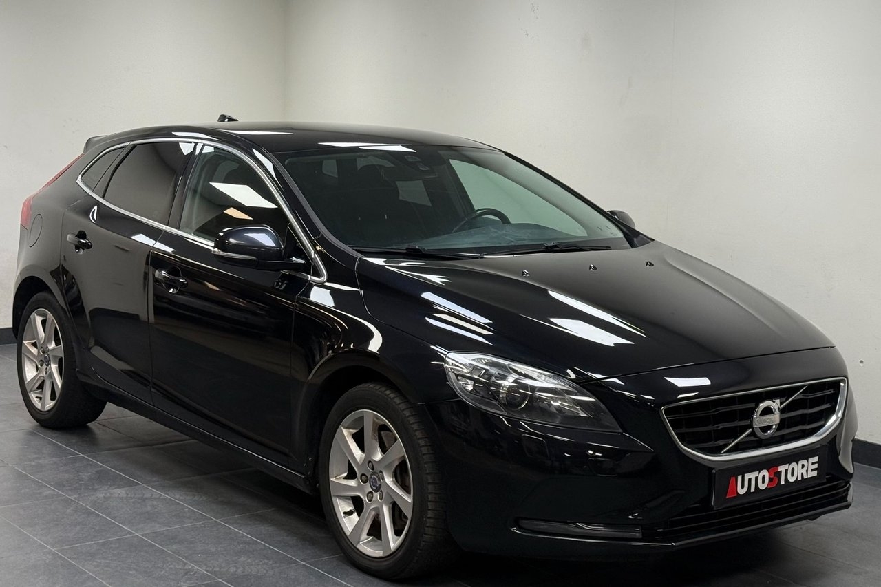 2013 Volvo V40 D3 Geartronic Momentum Drag Dieselvärmare 0,5L/Mil