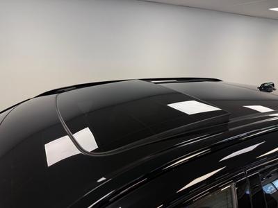 2022 Volvo XC60 Recharge T8 AWD R-Design Pro Edition III · Pano · B&W · Luft – bild 5